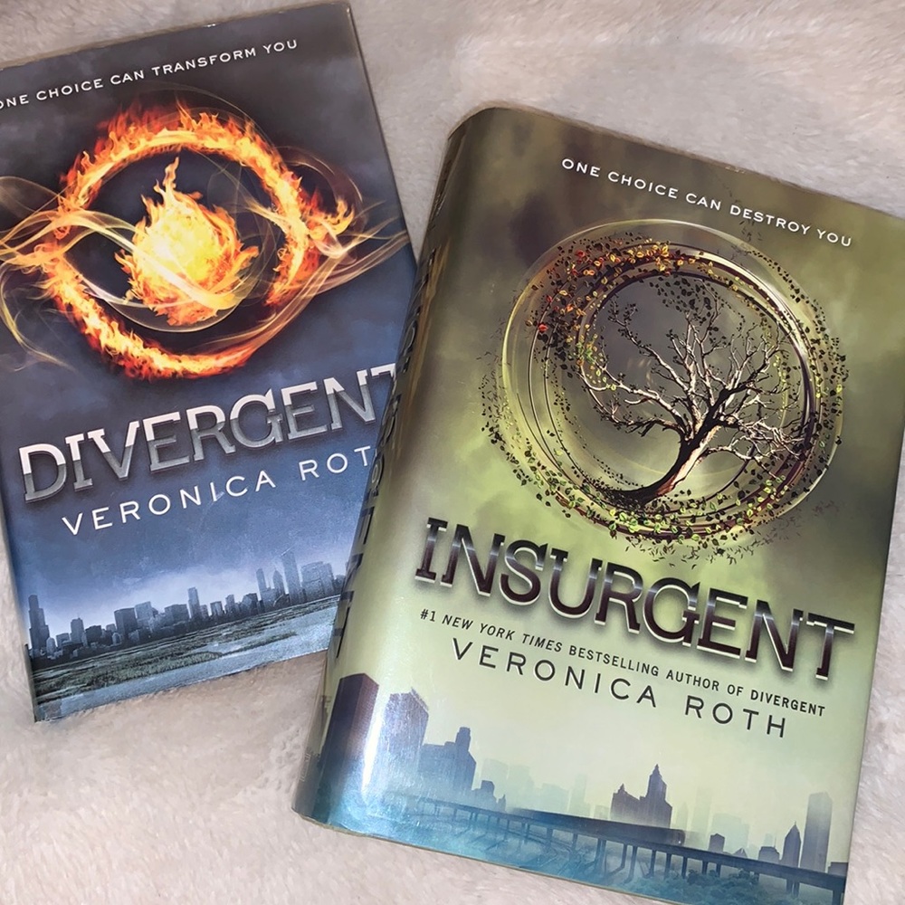 SALE!! Divergent book 1 & 2